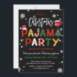 Weihnachts Pajamas Party Chalkboard Feiertagsparty Einladung<br><div class="desc">Für eine erweiterte Anpassung dieses Designs,  wählen Sie einfach die Schaltfläche "Anpassen" oben!</div>