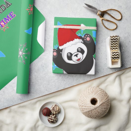 Weihnachts Panda Packpapier. Geschenkpapier (Kunsthandwerk)