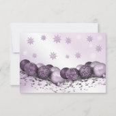 Weihnachts-Party Rosa Lila Ornamente Schneeflocken RSVP Karte (Rückseite)