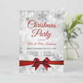 Weihnachts-Party Silver Winter Sparkle Red Ribbon Einladung (Stehend Vorderseite)