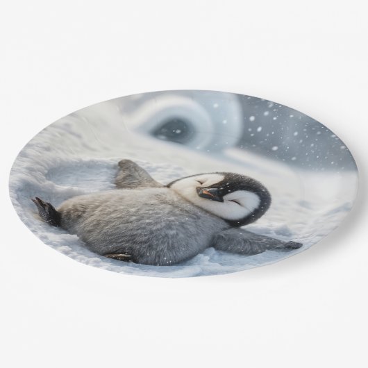 Weihnachts-Penguin Kick Schneegel Pappteller (Schrägansicht)