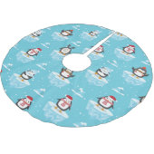 Weihnachts-Pinguin-Eisflussmuster Polyester Weihnachtsbaumdecke (Schrägansicht)