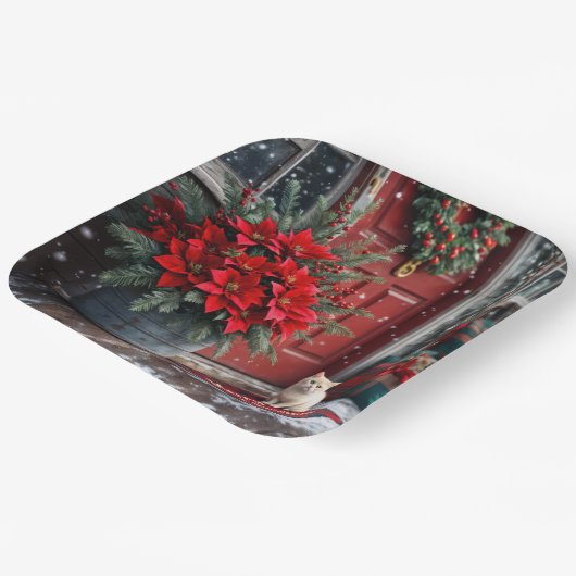 Weihnachts-Poinsettias und weiße Katze vor der Hau Pappteller (Gewinkelt)