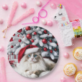 Weihnachts-Ragdoll-Katze In einer Weihnachtsmannmü Pappteller (Party)