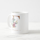 Weihnachts Red Berries Greenery Gold Monogram F Kaffeetasse (Vorderseite Links)