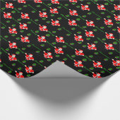 Weihnachts Red Santa Tree Black Wrapping Paper Geschenkpapier (Ecke)