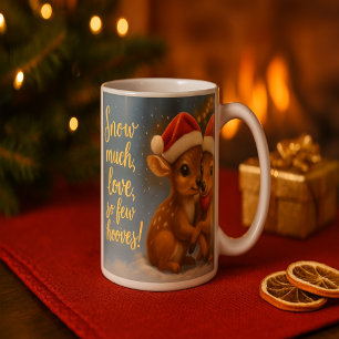 Weihnachts-Rehe-Paar unter gemütlichen Hüttenlicht Kaffeetasse