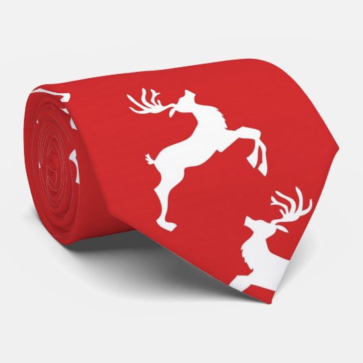 Weihnachts-Rentier im Roten Hintergrund Krawatte (Gerollt)
