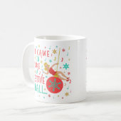 Weihnachts-Retro-Frau auf Weihnachten-Ball Kaffeetasse (Vorderseite Links)