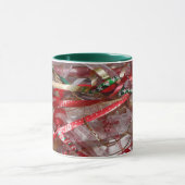 Weihnachts-Ribbons Red Green und Gold Holiday Tasse (Zentrum)