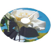 Weihnachts-Rose - Leben feiern Polyester Weihnachtsbaumdecke (Schrägansicht)