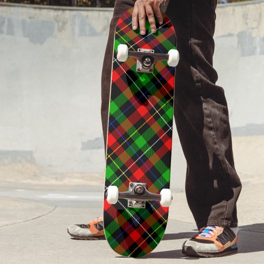 Weihnachts-Rot-Grün-Weiß-Karo-Design Skateboard