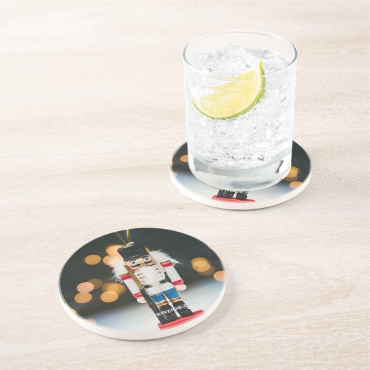 Weihnachts-SlipperyJoe Nutcracker figurine Ornamen Getränkeuntersetzer (Seite)