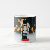 Weihnachts-SlipperyJoe Nutcracker figurine Ornamen Kaffeetasse (Mittel)