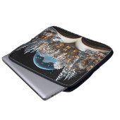 Weihnachts-Storybook Snow-Globe Village Laptopschutzhülle (Vorne Knopf)