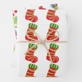 Weihnachts-Strümpfe auf weißem Motiv Geschenkpapier Set (Beispiel)