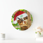 Weihnachts Tabby Katze in einem Baum Große Wanduhr (Zuhause)