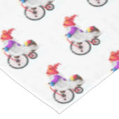 Weihnachts-Tabletts Gnome mit Fahrrad und Geschenk Tischdecke (Schrägansicht)