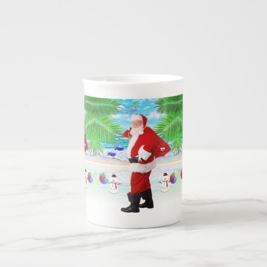 Weihnachts-Tasse, Summer Beach Bum Santa Porzellantasse (Vorderseite)