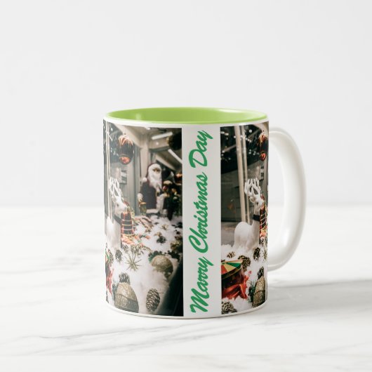 Weihnachts-Tasse Zweifarbige Tasse (VorderseiteRechts)