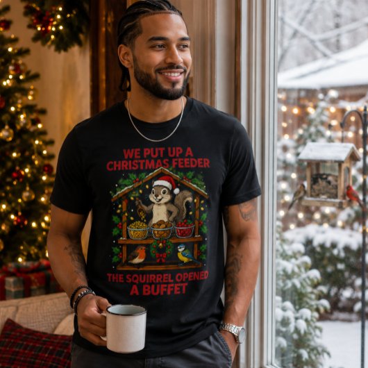 Weihnachts-Vogelfutterhaus-Eichhörnchen-Buffet-T-S T-Shirt