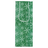 Weihnachts-Winterschneeflocken fallen grün Geschenktüte Für Weinflaschen (Vorderseite)