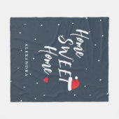 Weihnachts-Zuhause Zuhause Weihnachtsmannmütze ind Fleecedecke (Vorderseite (Horizontal))