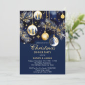 Weihnachtsabend Party Gold und marineblaue Baubles Einladung (Stehend Vorderseite)