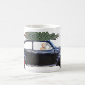 Weihnachtsauto mit Hund Kaffeetasse (Mittel)