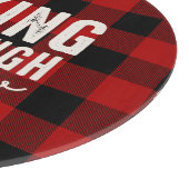 Weihnachtsbacken im Schnee Buffalo Plaid Schneidebrett (Ecke)