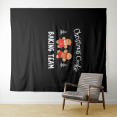 Weihnachtsbackmannschaft | Lebkuchenmann Wandteppich (Beispiel (Horizontal))
