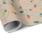 Weihnachtsbällchen auf Kraft Geschenkpapier (Rolleneckpunkt)