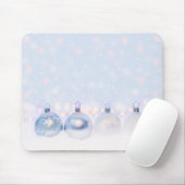 Weihnachtsbälle auf Schnee zum Feiern Mousepad (Mit Mouse)