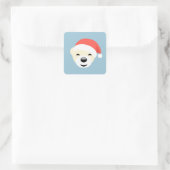 Weihnachtsbär in Red Hat auf Light Blue Quadratischer Aufkleber (Tasche)