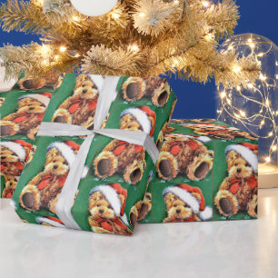 Weihnachtsbär mit Weihnachtsmannmütze Geschenkpapier