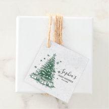 Weihnachtsbaum-Baby-Party im Schnee