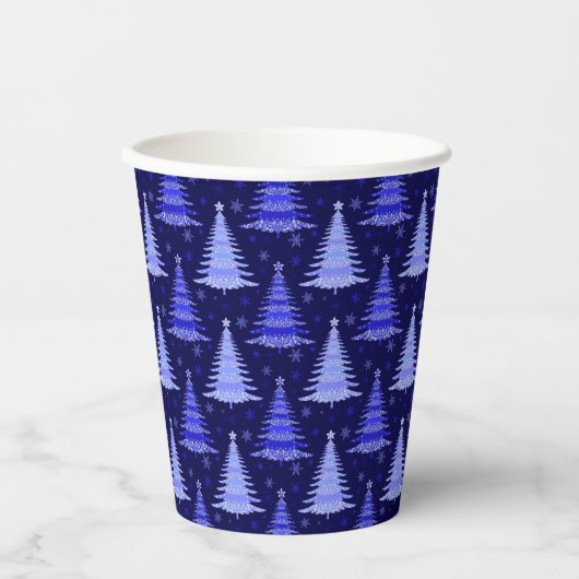 Weihnachtsbaum Blaue Muster Design Pappbecher (Vorderseite)
