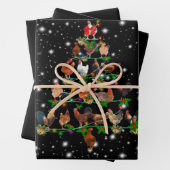 Weihnachtsbaum für Hühner, gedeckt durch Blitzlich Geschenkpapier Set (Beispiel)