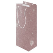 Weihnachtsbaum Glitzer und Schneeflocken | Rosa Geschenktüte Für Weinflaschen (Rückseite Schrägansicht)