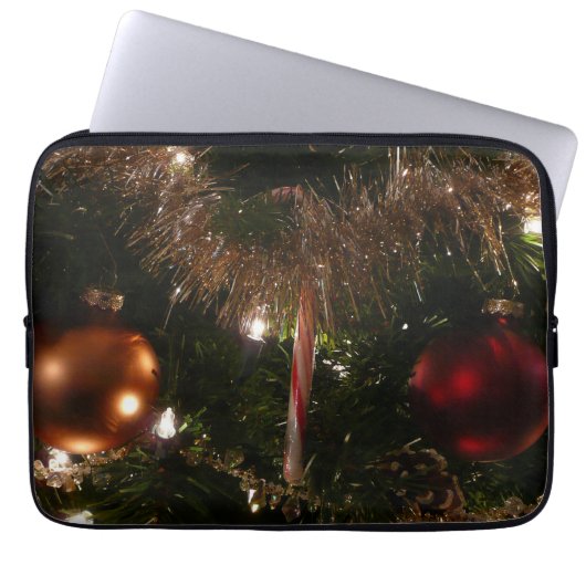 Weihnachtsbaum II Feiertage Rot und Gold Laptopschutzhülle (Vorderseite)