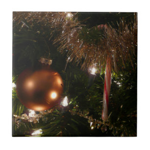 Weihnachtsbaum II Holiday Rot und Gold Fliese