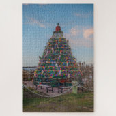 Weihnachtsbaum im Hafen von Block Island, RI Puzzle (Vertikal)