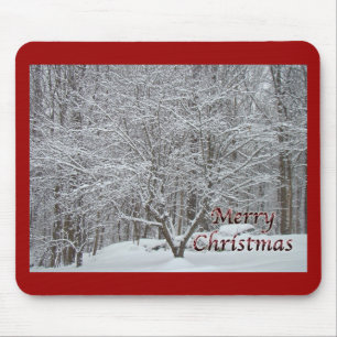 Weihnachtsbaum im Schnee Mousepad