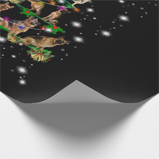 Weihnachtsbaum in Deutschland mit Lichteinfall Geschenkpapier (Ecke)