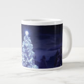 Weihnachtsbaum Jumbo-Tasse (Vorderseite Rechts)