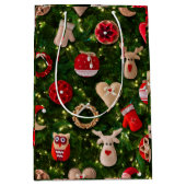 Weihnachtsbaum mit Filzspielzeug Mittlere Geschenktüte (Vorderseite)