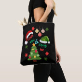 Weihnachtsbaum mit Weihnachtsmannmütze Tasche (Von Nahem)