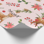 Weihnachtsbaum Pink Berries Deer Wrapping Paper Geschenkpapier (Ecke)