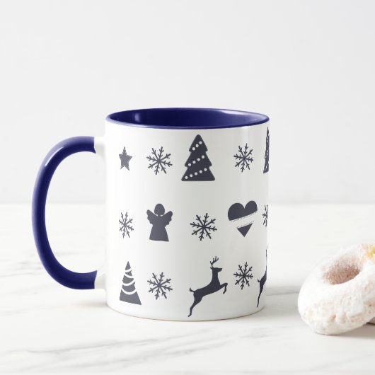 Weihnachtsbaum, Rentiere, Engel und Schnee Tasse (Mit Donut)