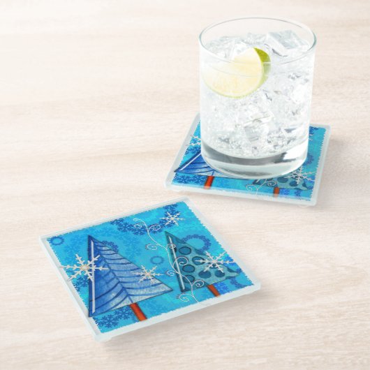 Weihnachtsbaum & Schneeflocken Glasuntersetzer (Schrägansicht)